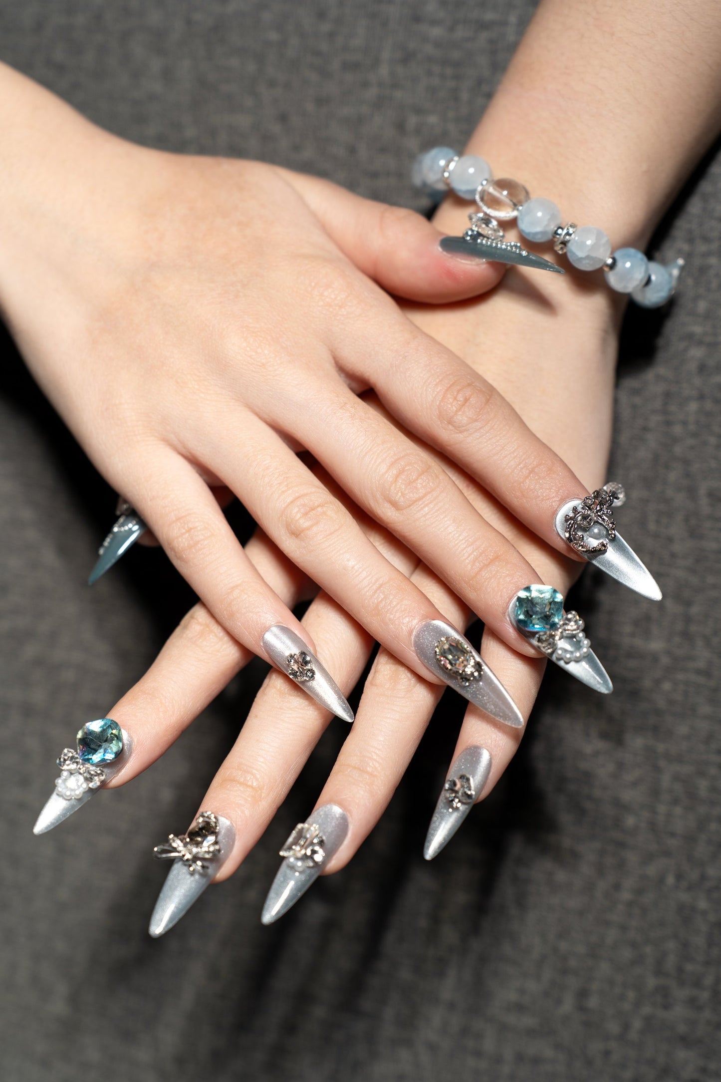 Frost_StarlightRenovanails Frost & Starlight –Glamnetic Press On Nails-5