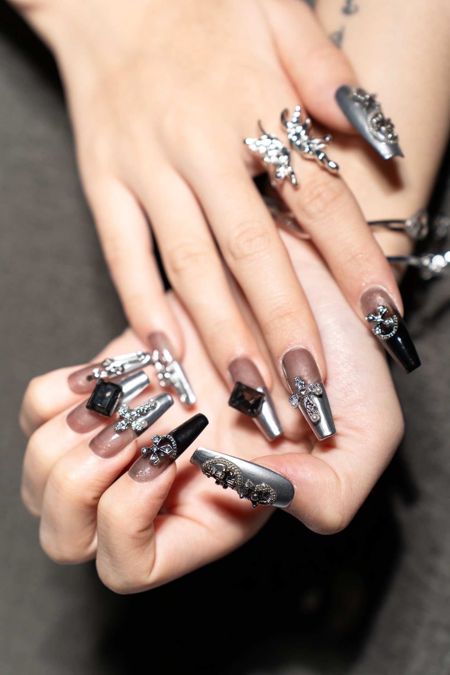 Renovanails Lunar Veil-Creative Press-On Designs-5