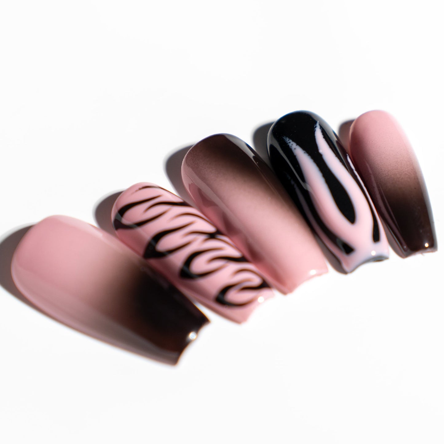 Renovanails Pink Savannah–Classy Press On Nails-3