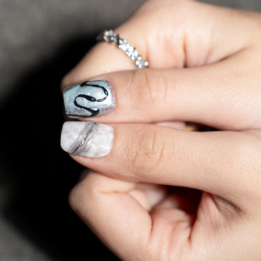 Renovanails Prismatic Glow–Iridescent Press-On Nails-2