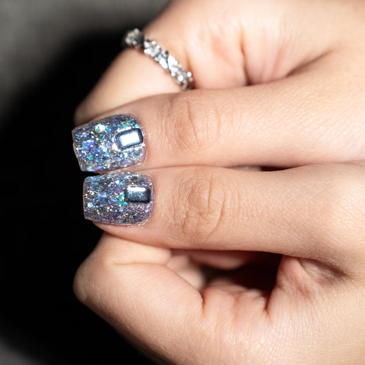 Renovanails Stardust Trails–Glitter Press-On Nails-2