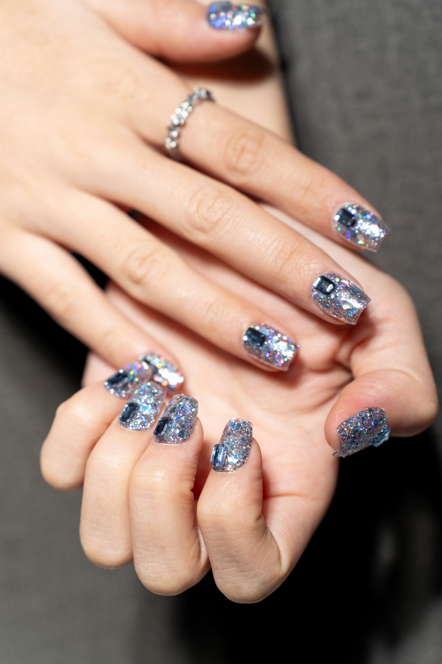 Renovanails Stardust Trails–Glitter Press-On Nails-5