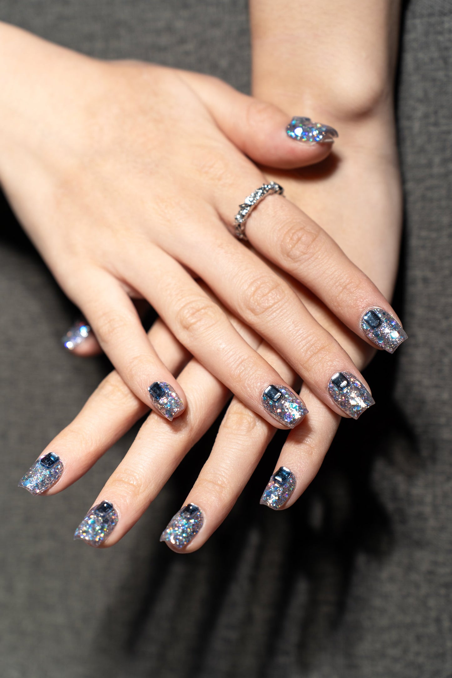 Renovanails Stardust Trails–Glitter Press-On Nails-6