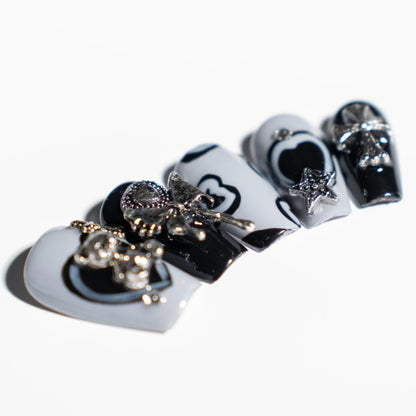 Noir Hearts