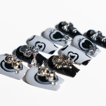 Noir Hearts