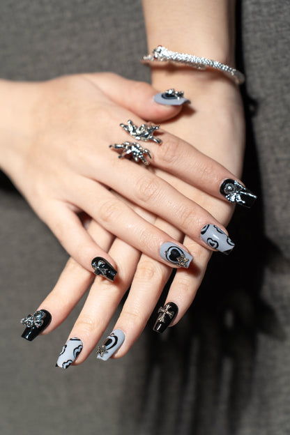 Noir Hearts