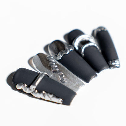 Renovanails Eclipse Noir–Matte Black Press On Nails-3