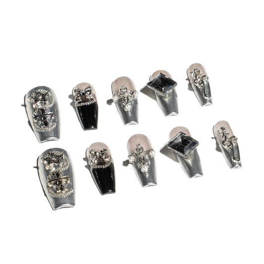 Renovanails Lunar Veil-Creative Press-On Designs-1